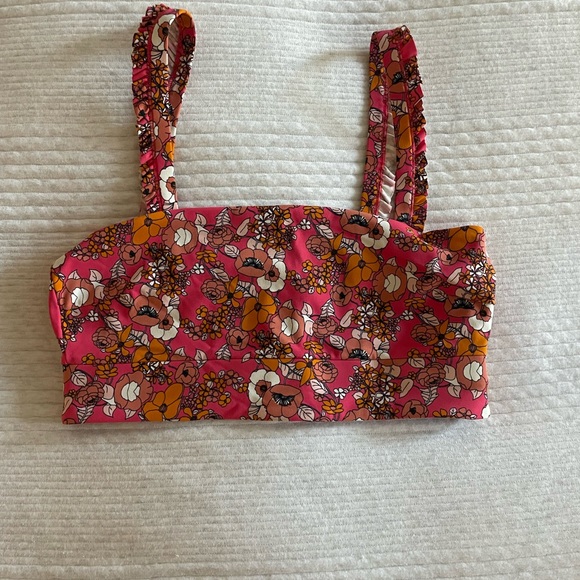 Sincerely Jules Rue Ruffle Sports Bra - Picture 6 of 8